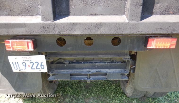 image for item DR2036 1977 Ford F600  dump truck