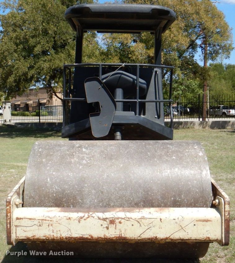 image for item DR2048 2005 Ingersoll Rand SD-70  single drum vibratory roller