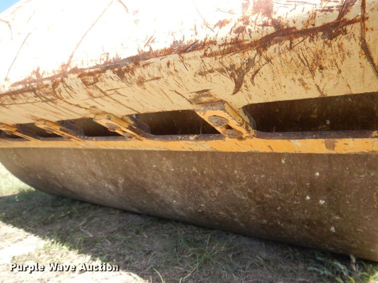 image for item DR2048 2005 Ingersoll Rand SD-70  single drum vibratory roller