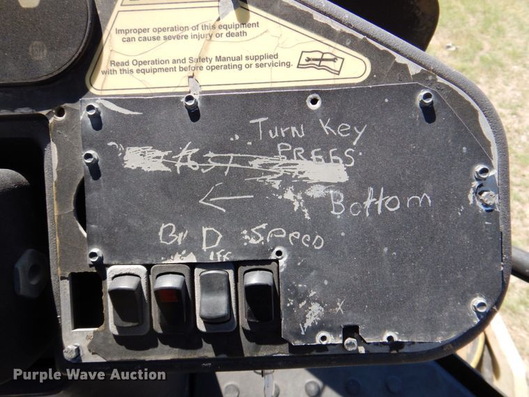 image for item DR2048 2005 Ingersoll Rand SD-70  single drum vibratory roller