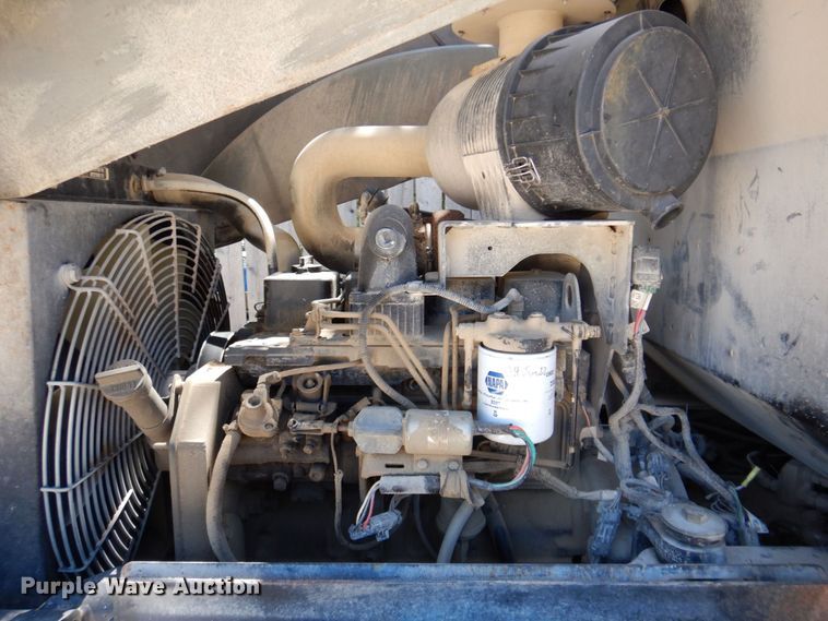 image for item DR2048 2005 Ingersoll Rand SD-70  single drum vibratory roller