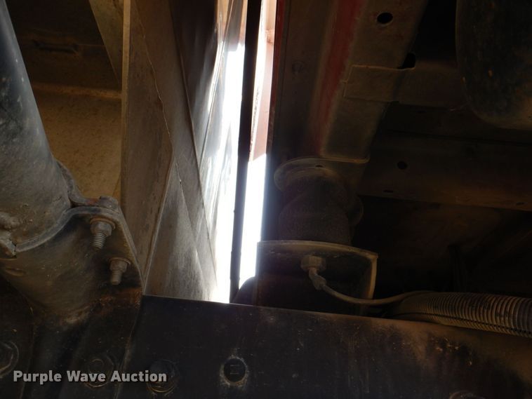 image for item DS8205 1997 Ford LNT8000  dump truck