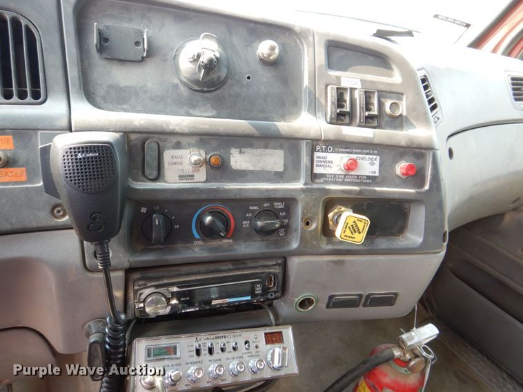 image for item DS8205 1997 Ford LNT8000  dump truck