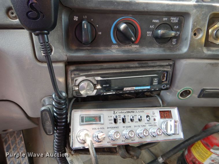 image for item DS8205 1997 Ford LNT8000  dump truck