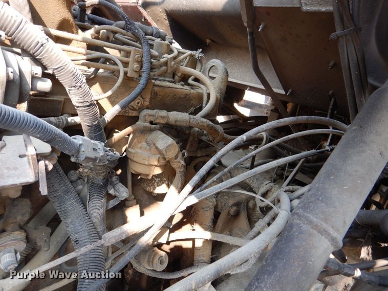 image for item DS8205 1997 Ford LNT8000  dump truck