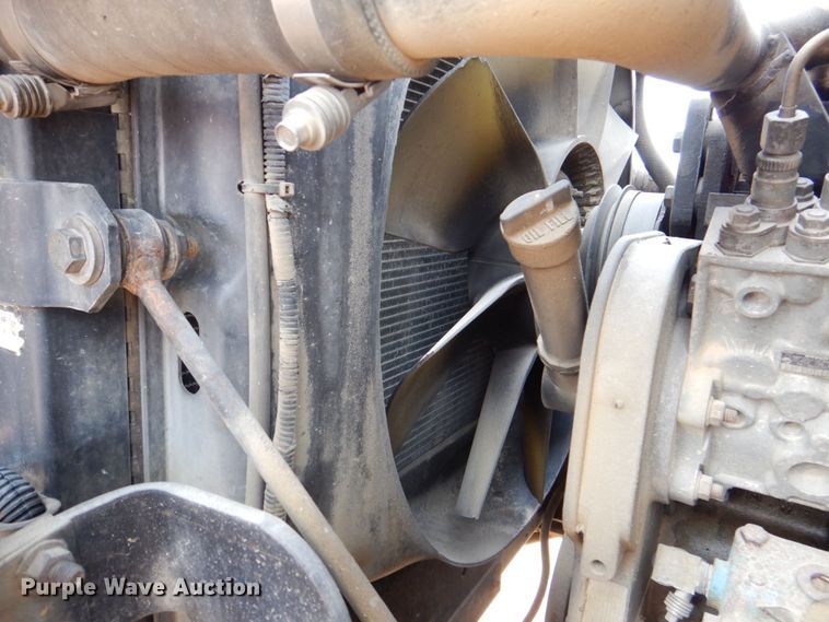 image for item DS8205 1997 Ford LNT8000  dump truck