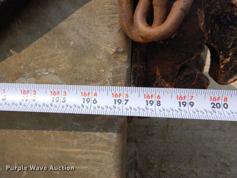 image for item DS8206 1997 Ford LNT8000  dump truck