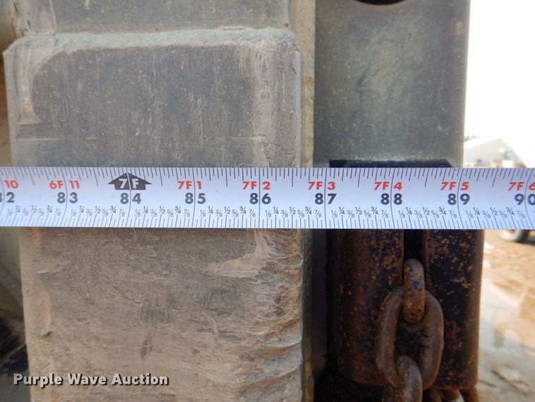 image for item DS8206 1997 Ford LNT8000  dump truck