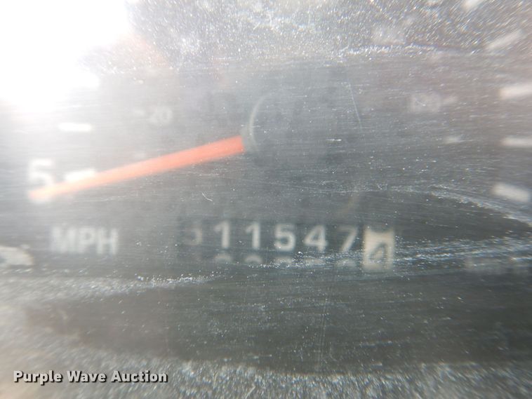 image for item DS8206 1997 Ford LNT8000  dump truck