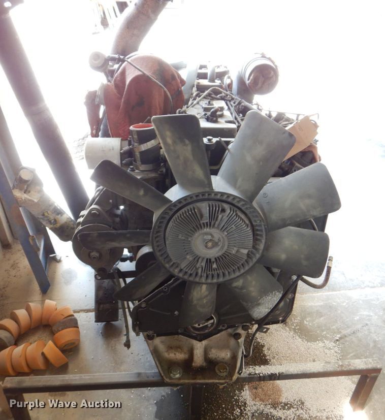 image for item DS8206 1997 Ford LNT8000  dump truck