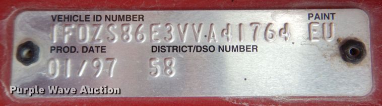 image for item DS8206 1997 Ford LNT8000  dump truck