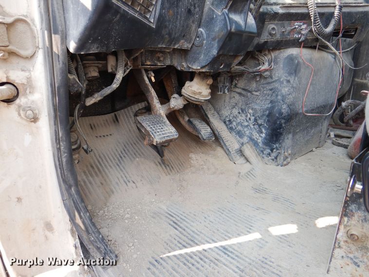 image for item DS8208 1993 Ford Aero Max L9000  water truck