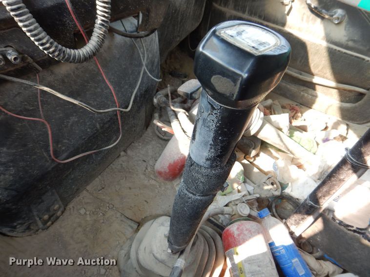 image for item DS8208 1993 Ford Aero Max L9000  water truck