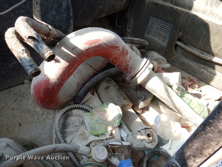 image for item DS8208 1993 Ford Aero Max L9000  water truck