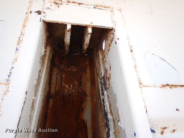 image for item DS8211 Dump bed