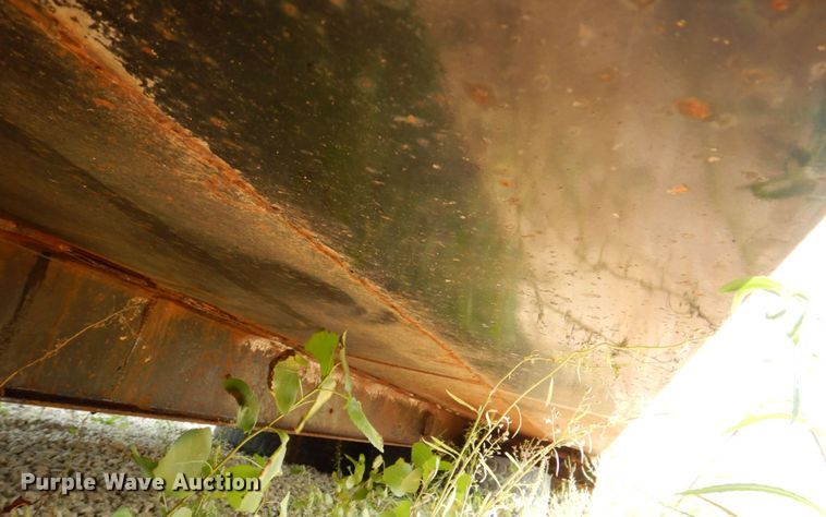 image for item DS8212 Henderson  dump bed