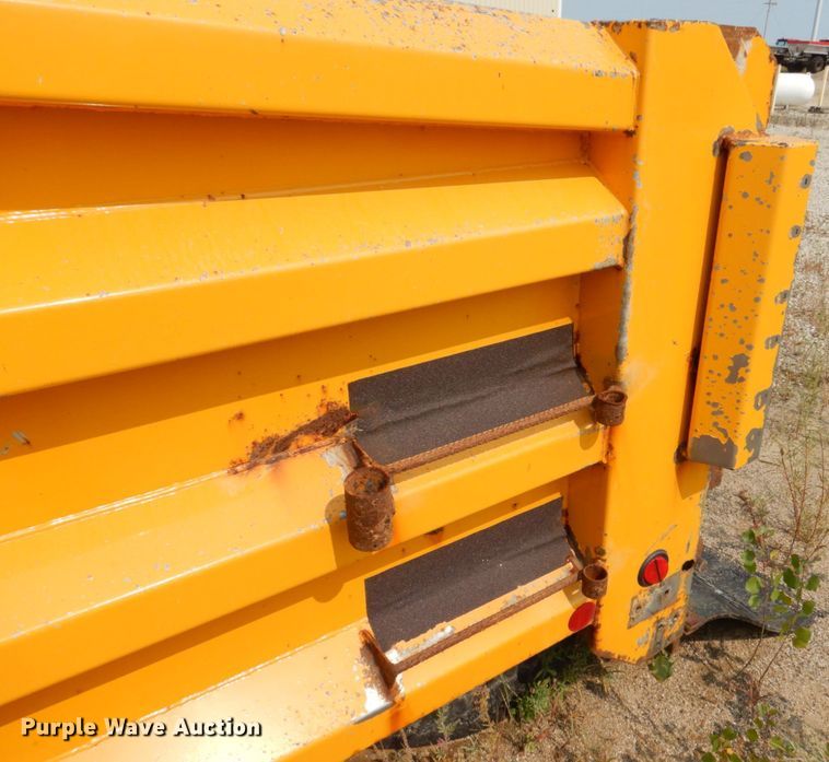 image for item DS8212 Henderson  dump bed