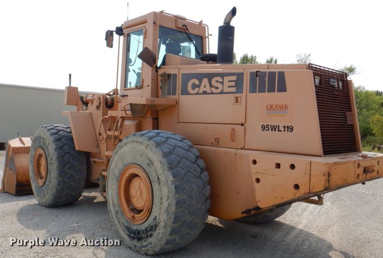 image for item DS8213 1995 Case 921  wheel loader