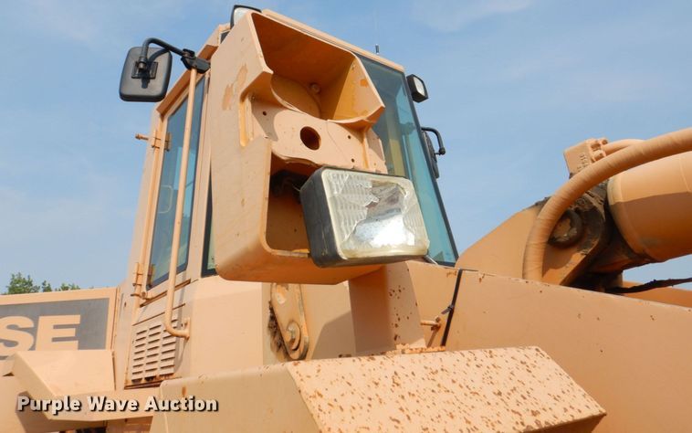 image for item DS8213 1995 Case 921  wheel loader