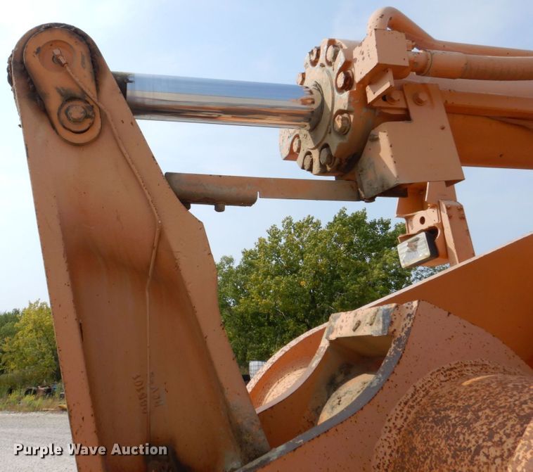 image for item DS8213 1995 Case 921  wheel loader