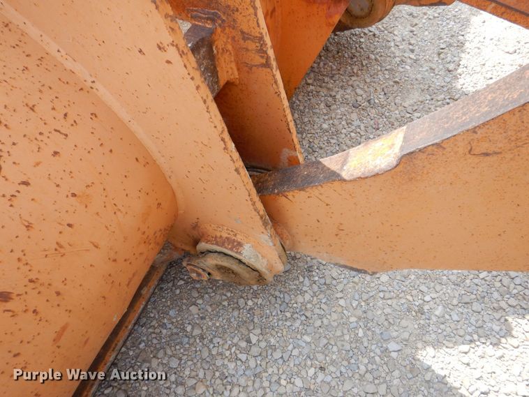 image for item DS8213 1995 Case 921  wheel loader