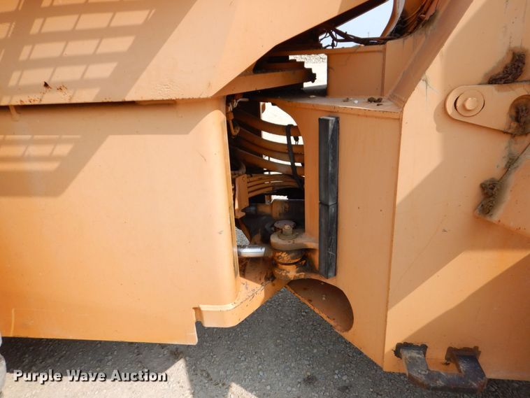 image for item DS8213 1995 Case 921  wheel loader