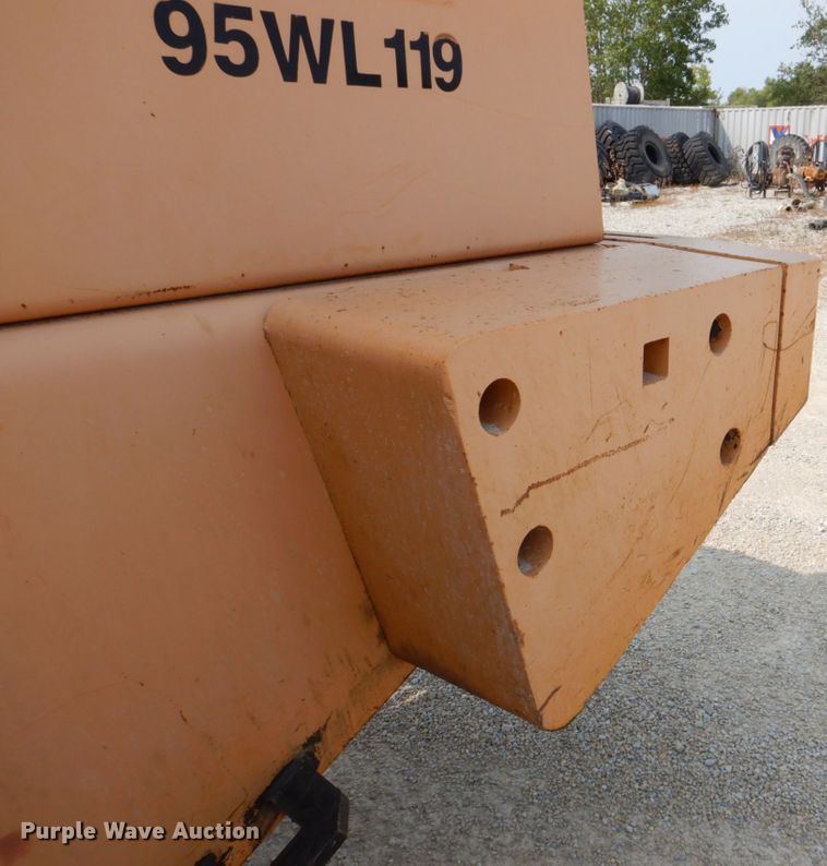 image for item DS8213 1995 Case 921  wheel loader