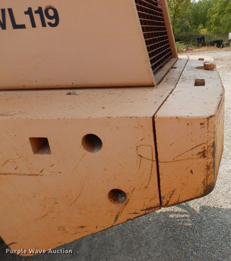 image for item DS8213 1995 Case 921  wheel loader