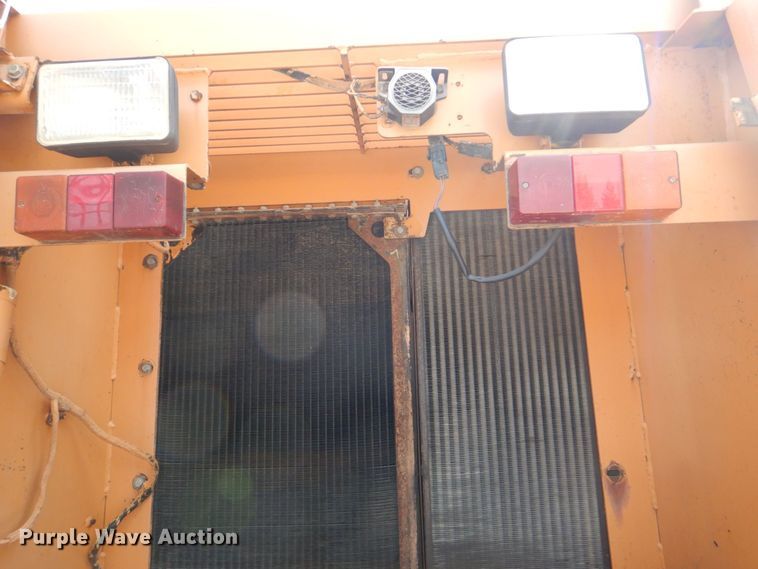 image for item DS8213 1995 Case 921  wheel loader