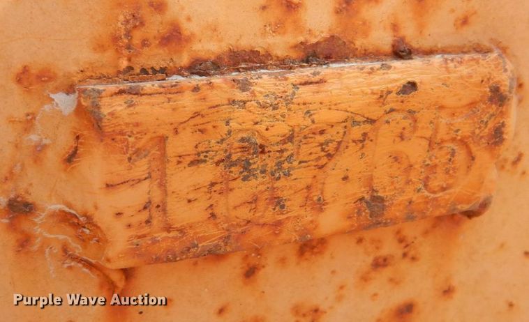 image for item DS8213 1995 Case 921  wheel loader