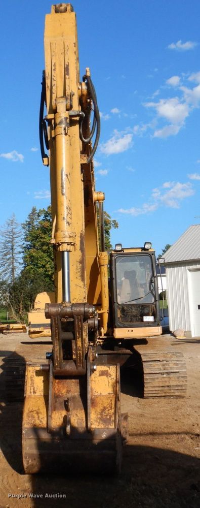 image for item DS8227 1993 Caterpillar 325L  excavator