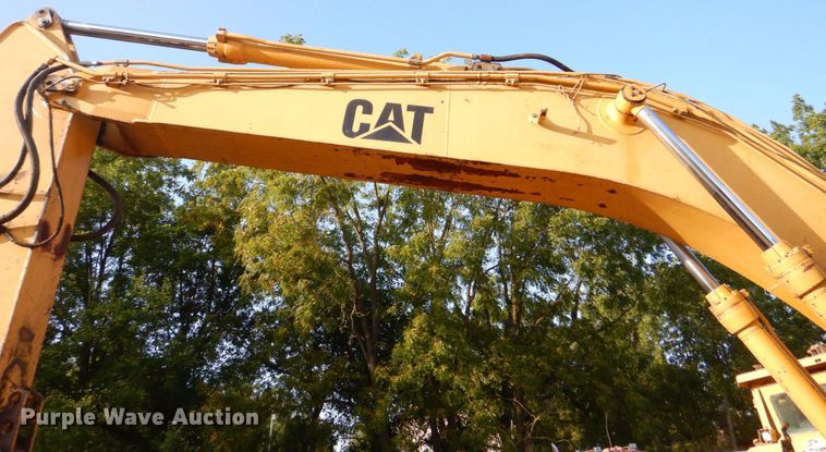 image for item DS8227 1993 Caterpillar 325L  excavator