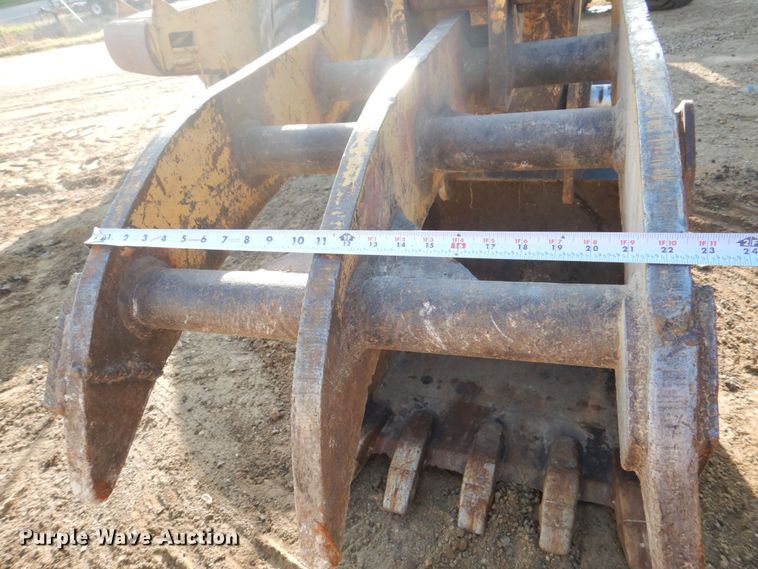 image for item DS8227 1993 Caterpillar 325L  excavator