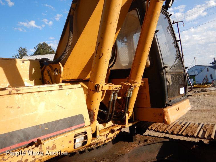 image for item DS8227 1993 Caterpillar 325L  excavator