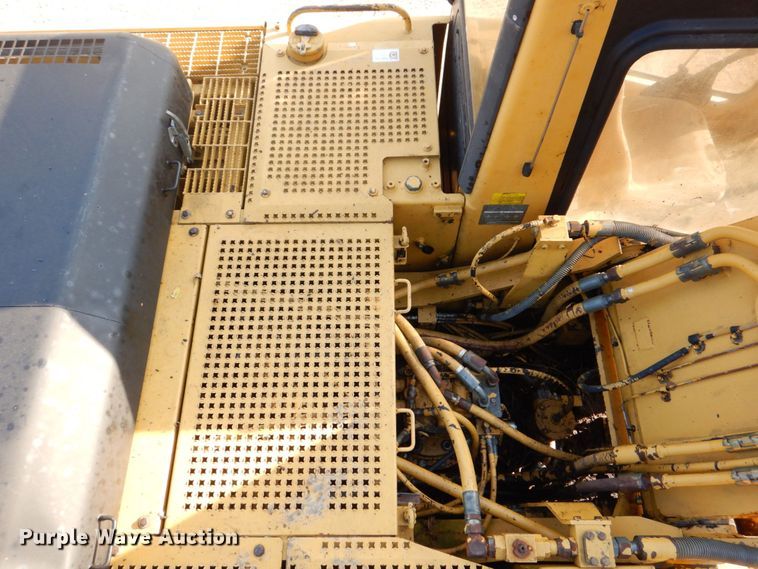 image for item DS8227 1993 Caterpillar 325L  excavator