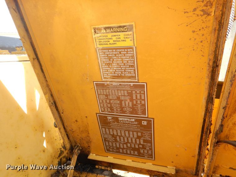 image for item DS8227 1993 Caterpillar 325L  excavator