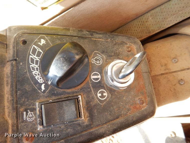 image for item DS8227 1993 Caterpillar 325L  excavator