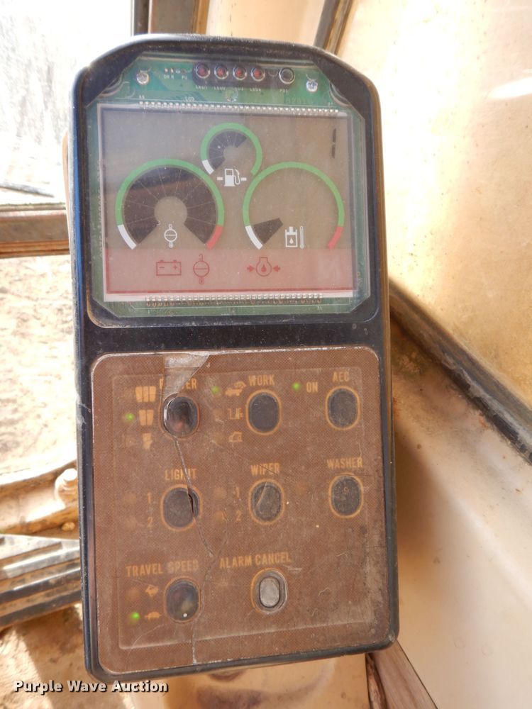 image for item DS8227 1993 Caterpillar 325L  excavator