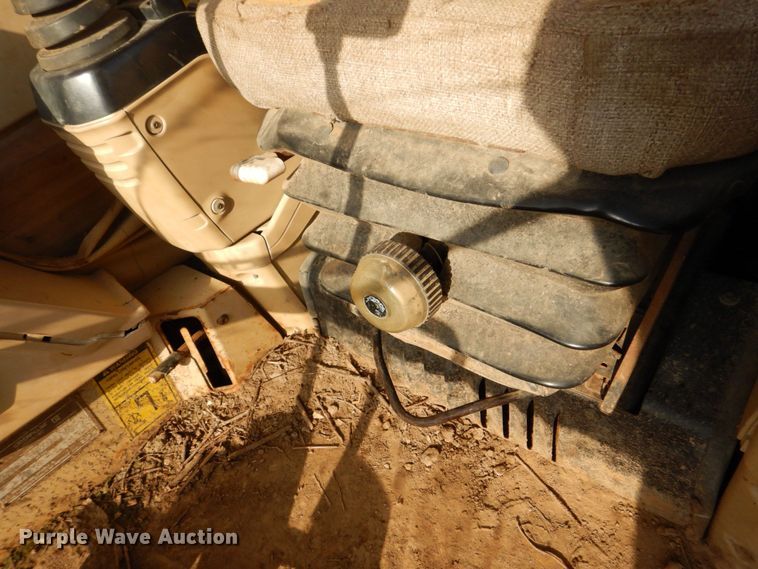 image for item DS8227 1993 Caterpillar 325L  excavator