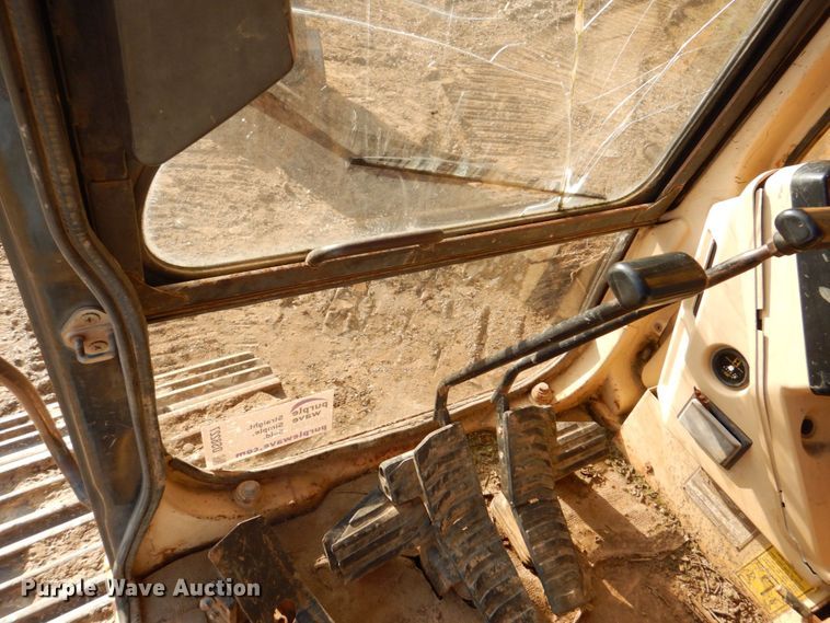 image for item DS8227 1993 Caterpillar 325L  excavator