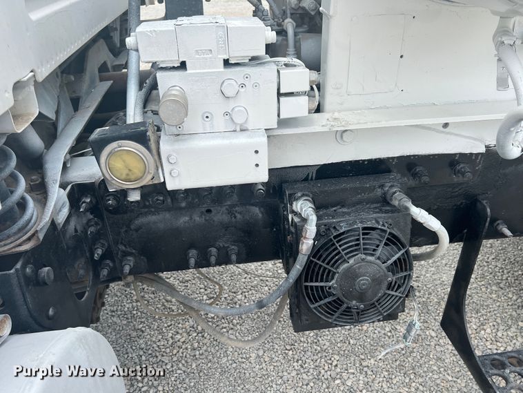 image for item IA9107 2002 Volvo VHD  ready mix truck