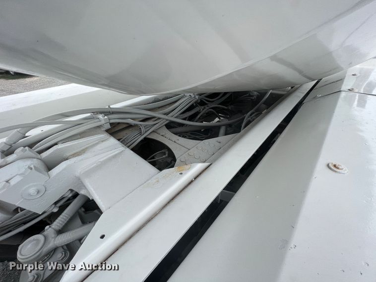 image for item IA9107 2002 Volvo VHD  ready mix truck