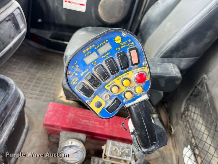 image for item IA9107 2002 Volvo VHD  ready mix truck