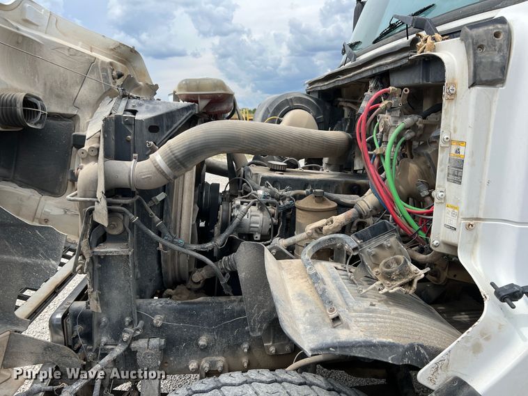 image for item IA9107 2002 Volvo VHD  ready mix truck