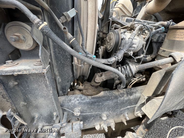 image for item IA9107 2002 Volvo VHD  ready mix truck