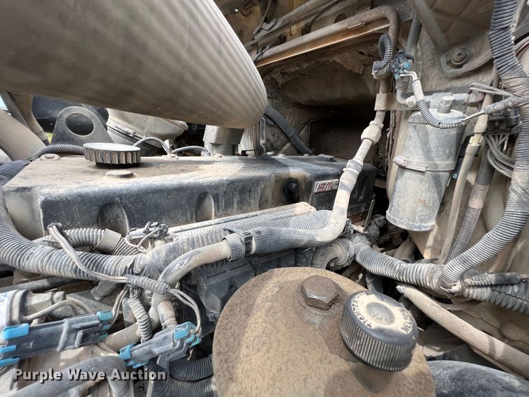 image for item IA9107 2002 Volvo VHD  ready mix truck