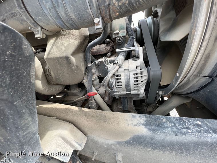 image for item IA9107 2002 Volvo VHD  ready mix truck