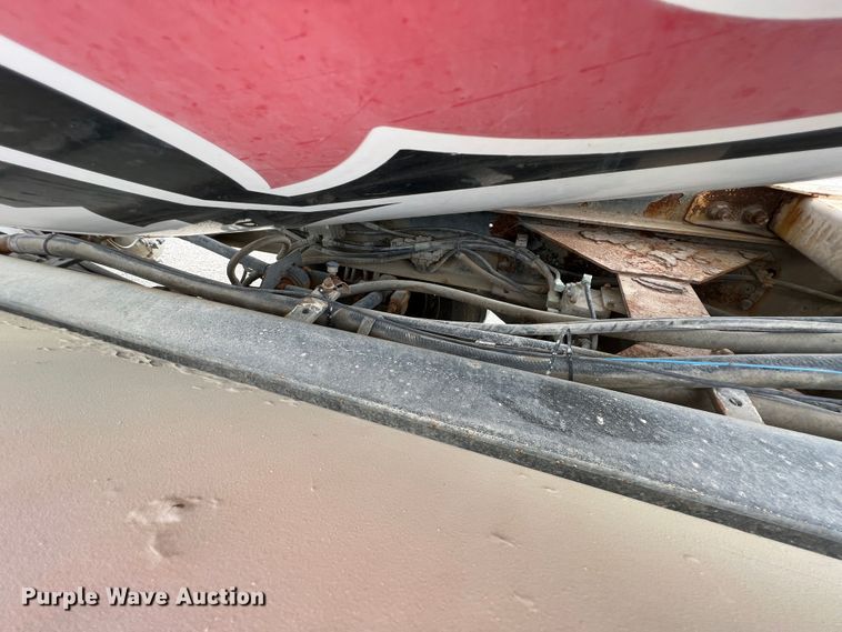 image for item IA9109 2000 Mack RD690S  ready mix truck