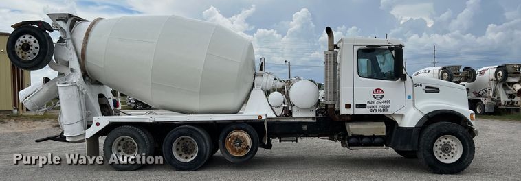 image for item IA9110 2002 Volvo VHD  ready mix truck