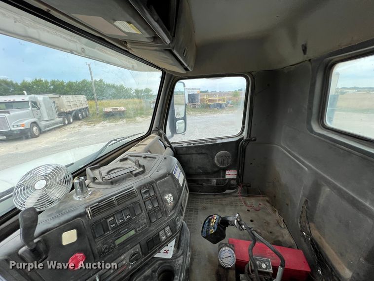 image for item IA9110 2002 Volvo VHD  ready mix truck